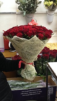 Красные розы